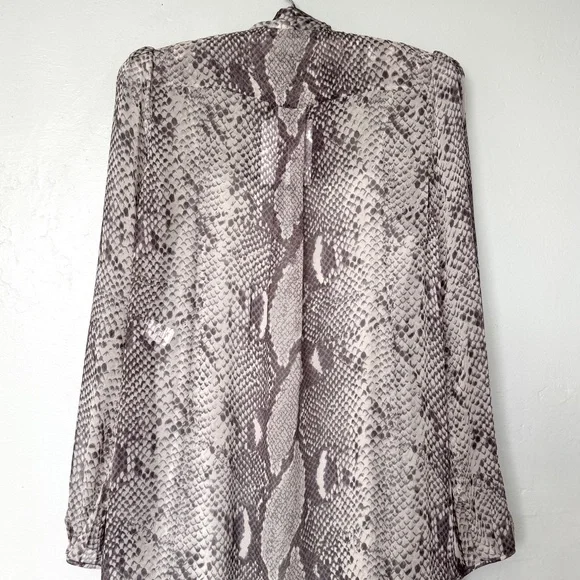 DVF Jezebel Python Grey Print Tie Neck Long Sleeve Shift Mini Dress Size 6 - Picture 5 of 14